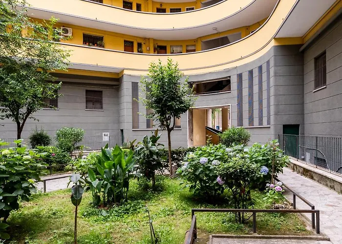 Donna Olimpia Tra Gianicolo E Trastevere
